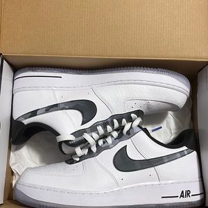 Air Force 1 ‘07 LV8 1 //Size 10.5